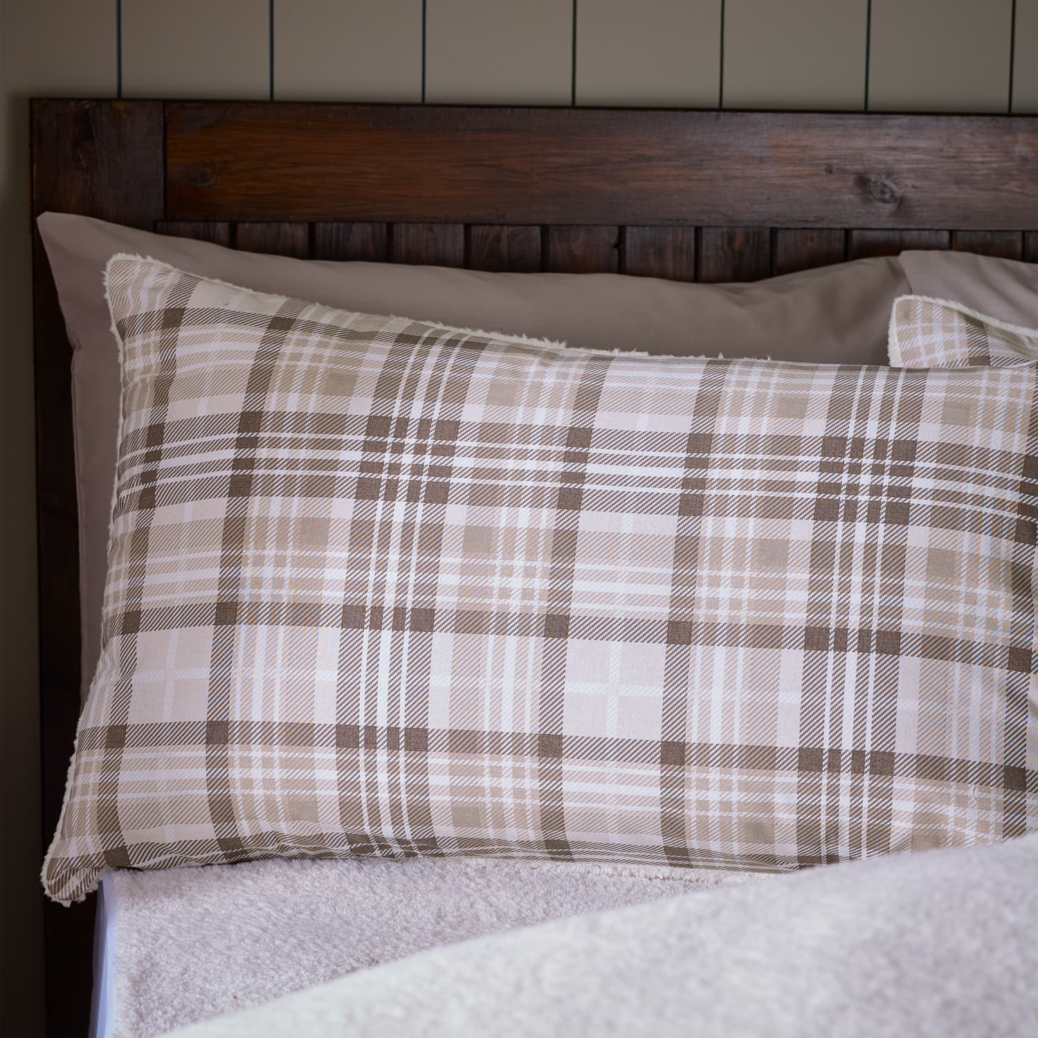Catherine Lansfield Cosy Sherpa Check Duvet Cover Set - Cosy Sherpa Check Natural Duvet Set