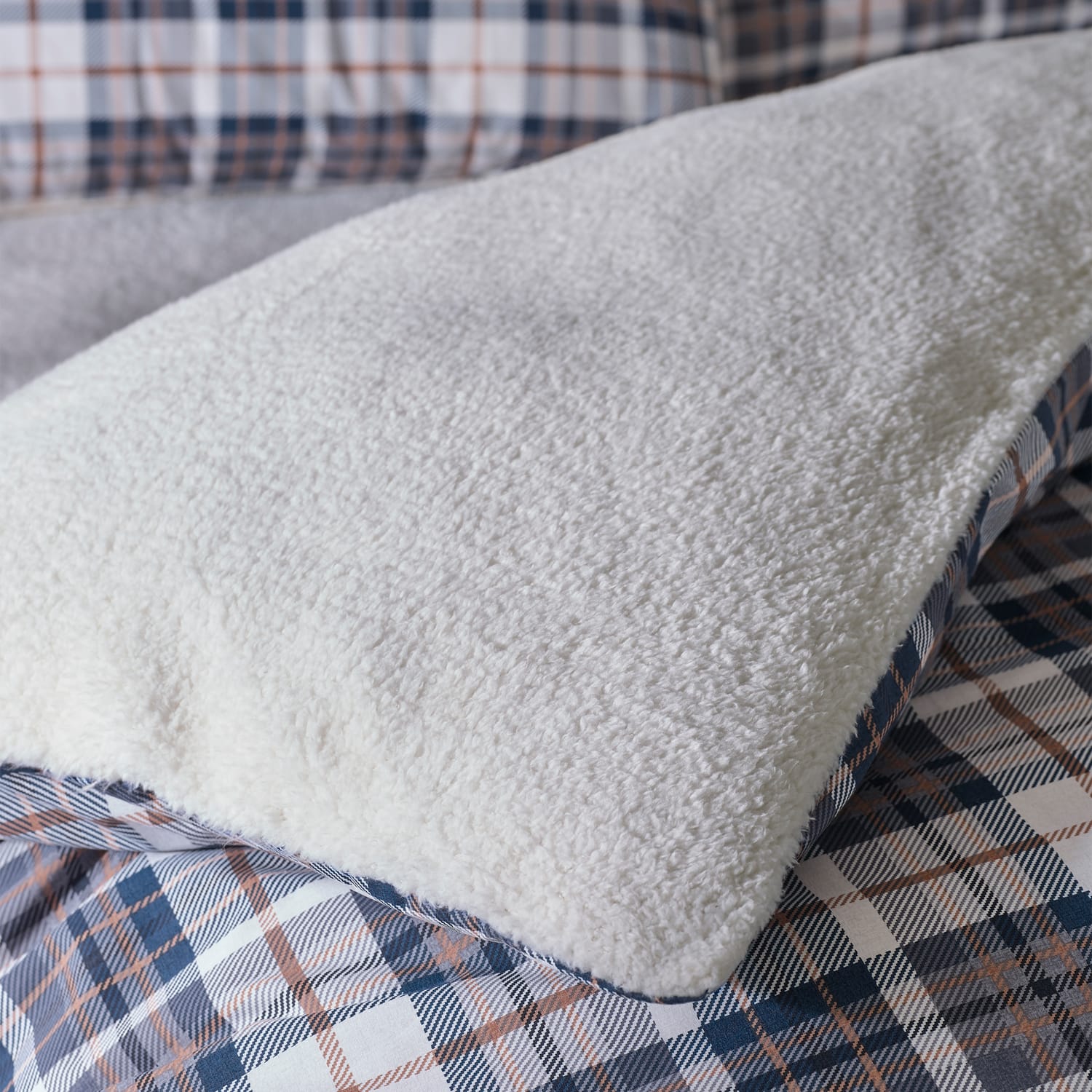 Catherine Lansfield Cosy Sherpa Check Duvet Cover Set - Cosy Sherpa Check Navy Duvet Set
