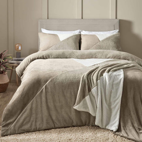 Catherine Lansfield Larsson Geo Cosy Collection Duvet Cover Set 10