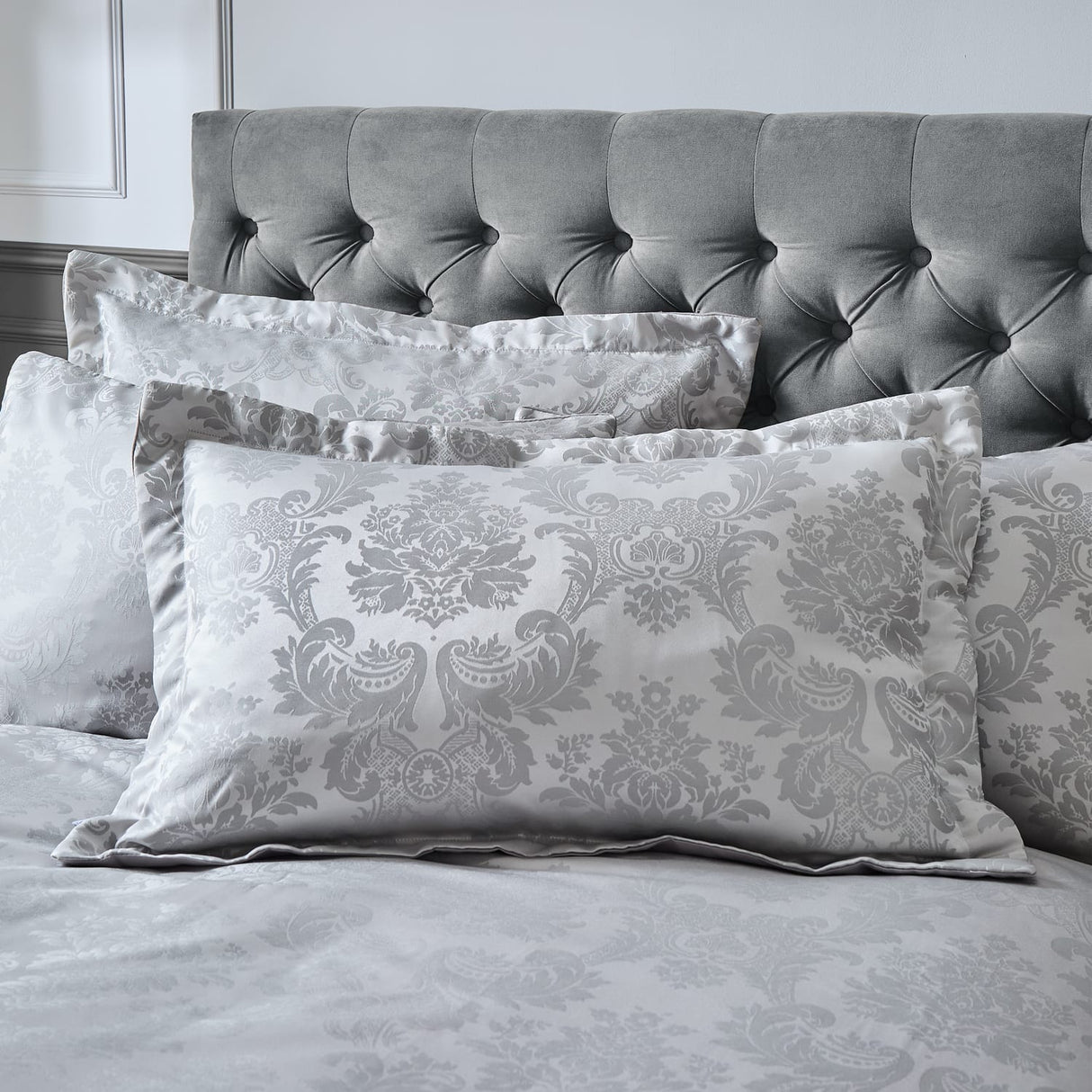 Catherine Lansfield Damask Jacquard Filled Cushion 43cm x 43cm - Silver - Damask Jacquard Pilowshams Silver