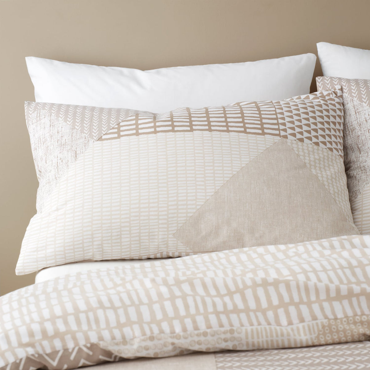 Catherine Lansfield Larsson Geo Duvet Cover Set - Natural - Larsson Geo Duvet Set Natural
