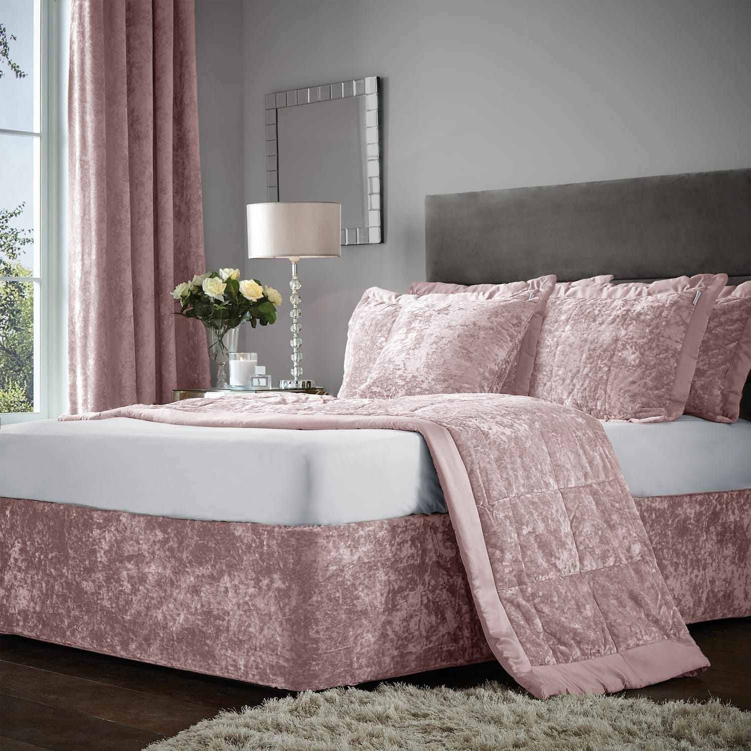 Catherine Lansfield Diamante Filled Cushion 45cm x 45cm - Blush - Crushed Velvet Divan Wrap Band Blush