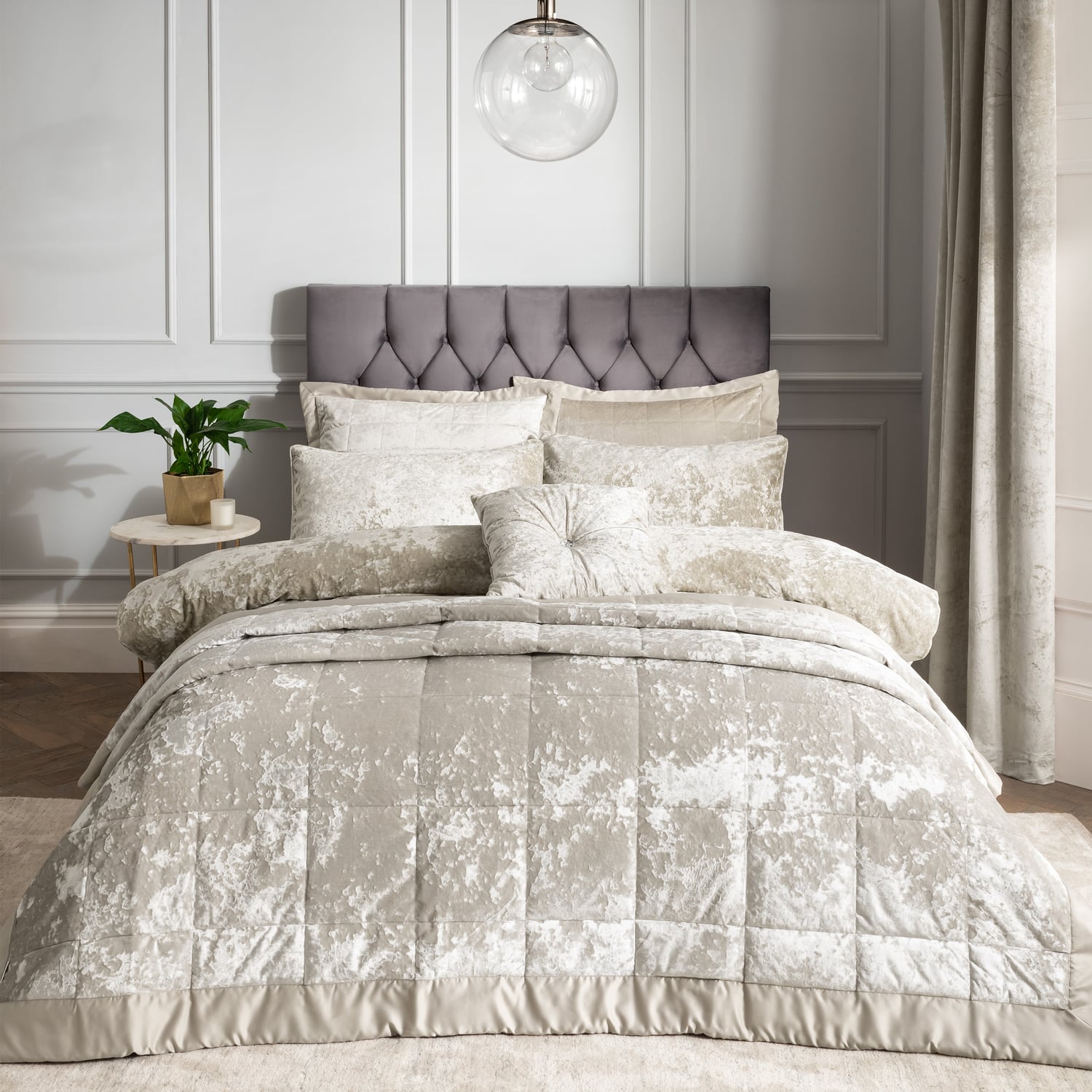 Catherine Lansfield Crushed Velvet Duvet Cover Set