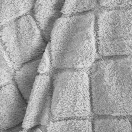 Cosy Diamond Throw Blanket 130cm x 170cm by Catherine Lansfield