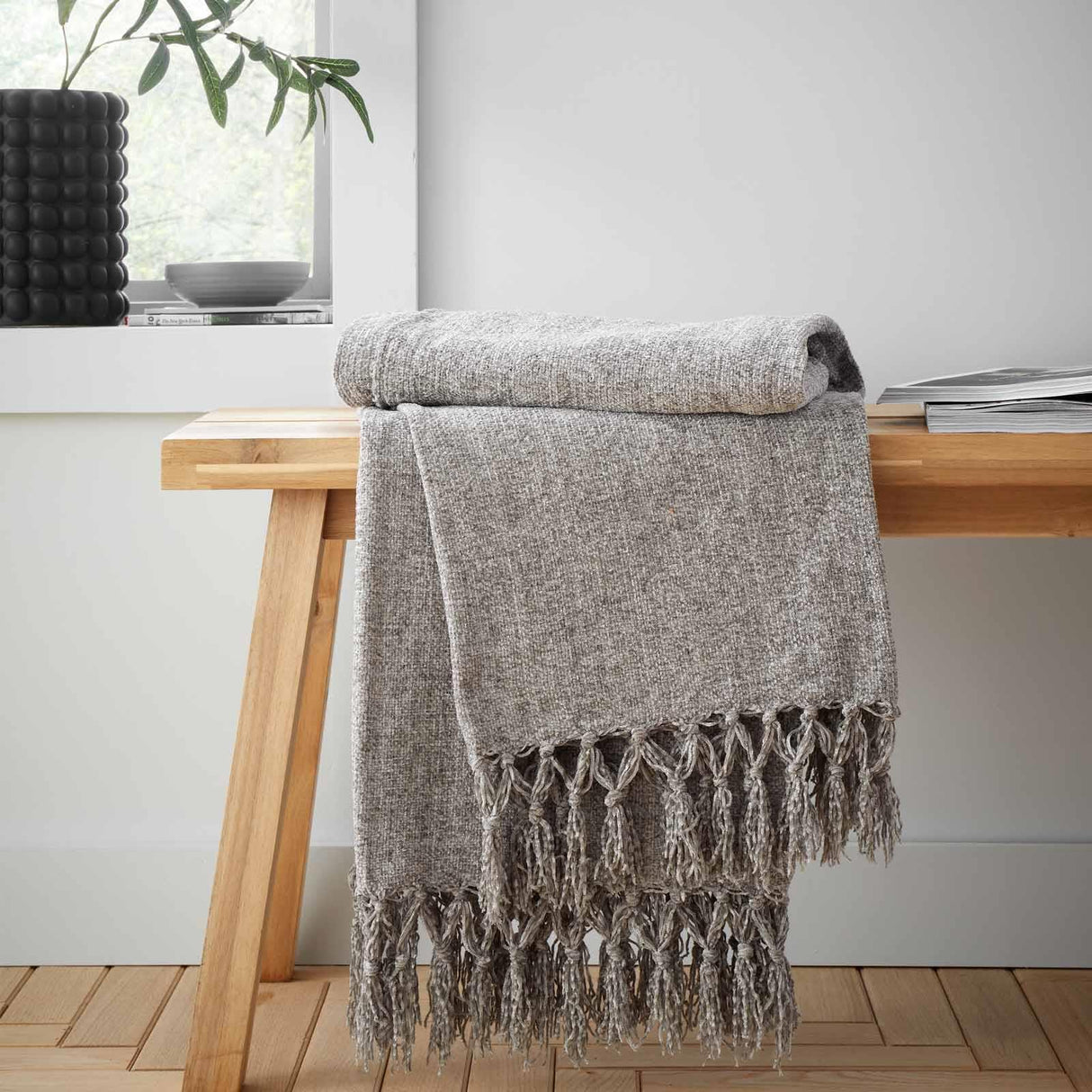 Wilson Plain Chenille Throw Blanket 130cm x 170cm by Catherine Lansfield