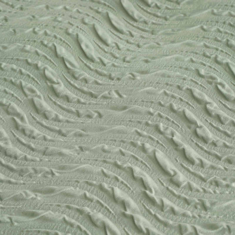 Heatset Wave Duvet Cover Set by Catherine Lansfield