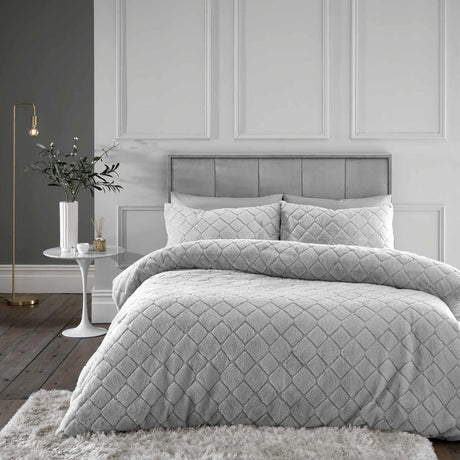 Catherine Lansfield Cosy Diamond Geometric Duvet Cover Set - Silver