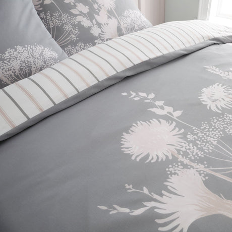 Catherine Lansfield Meadowsweet Floral White Duvet Cover Bedding Set - Meadowsweet White Grey Pink Duvet Set