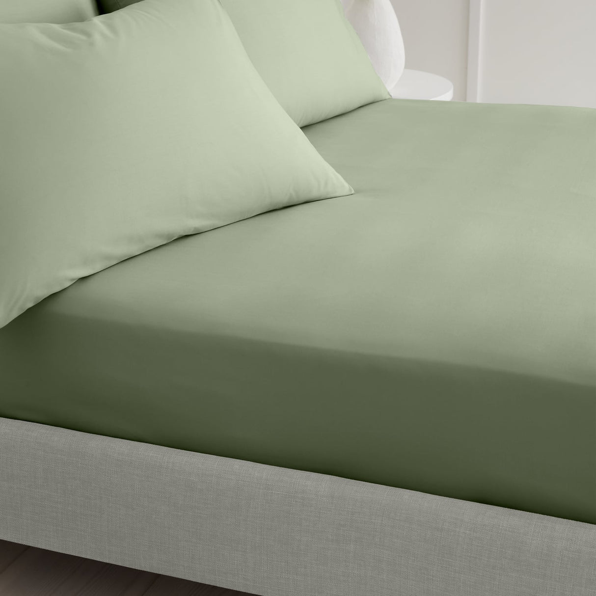 Bianca Fine Linens 200 Thread Count Cotton Percale 32cm Deep Fitted Sheet - 200 Thread Count Percale Fitted Sheet Sage