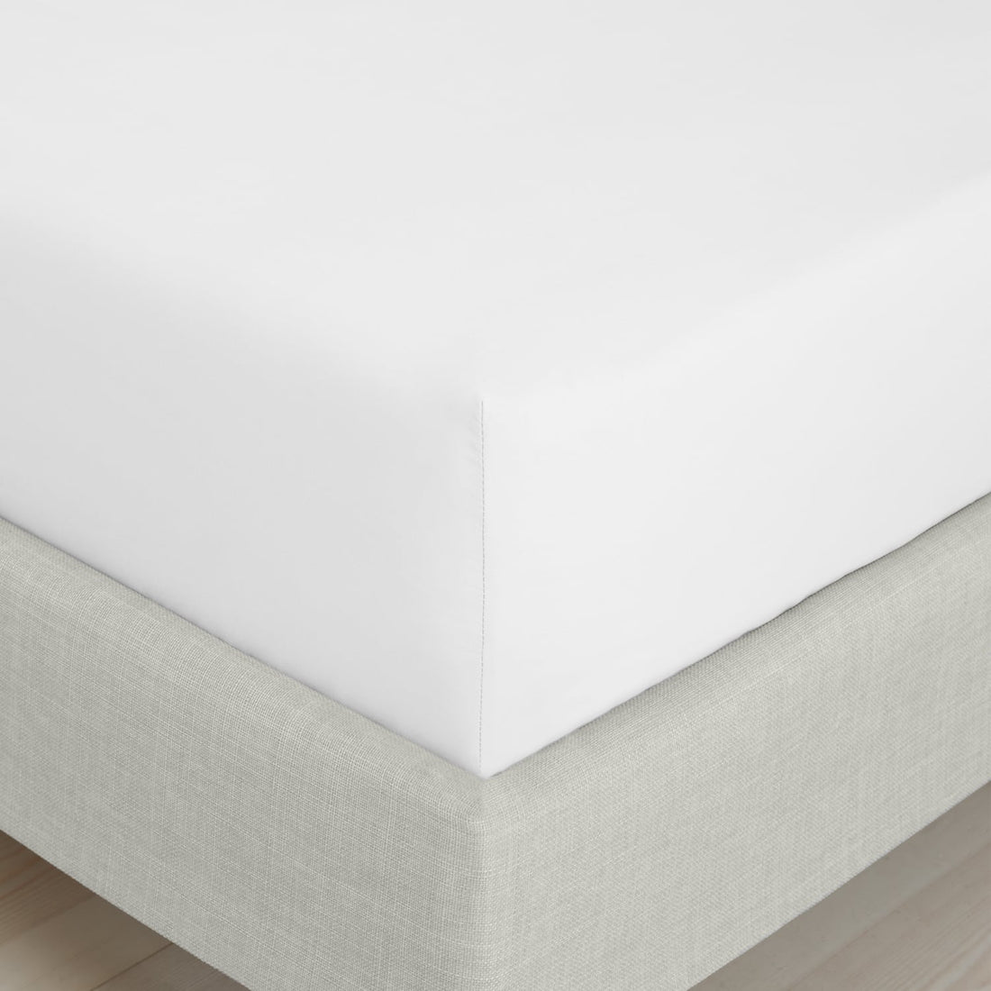 Bianca Fine Linens 200 Thread Count Percale 32cm Deep White 100% Cotton Fitted Sheet