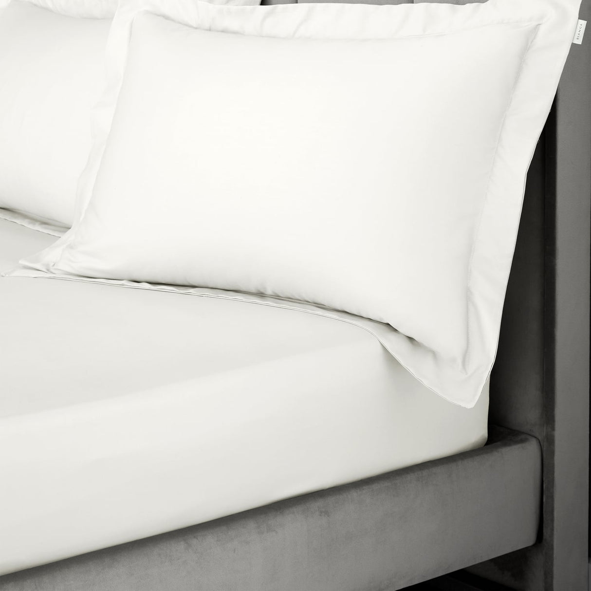 Bianca 400 Thread Count Sateen 36cm Deep Cream 100% Cotton Fitted Sheet