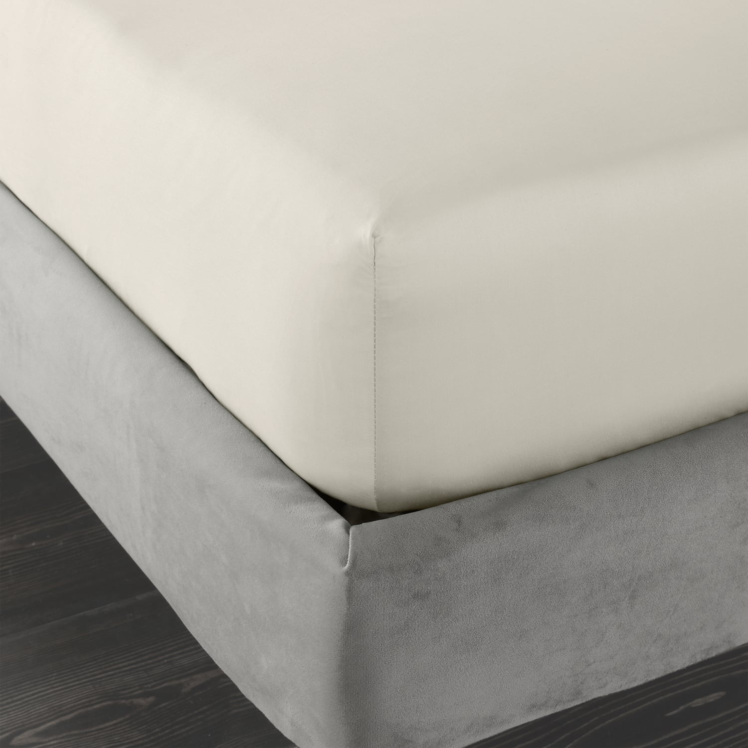 Bianca Fine Linens 400 Thread Count Cotton Sateen 36cm Deep Fitted Sheet - 400 Thread Count Cotton Fitted Sheet Oyster