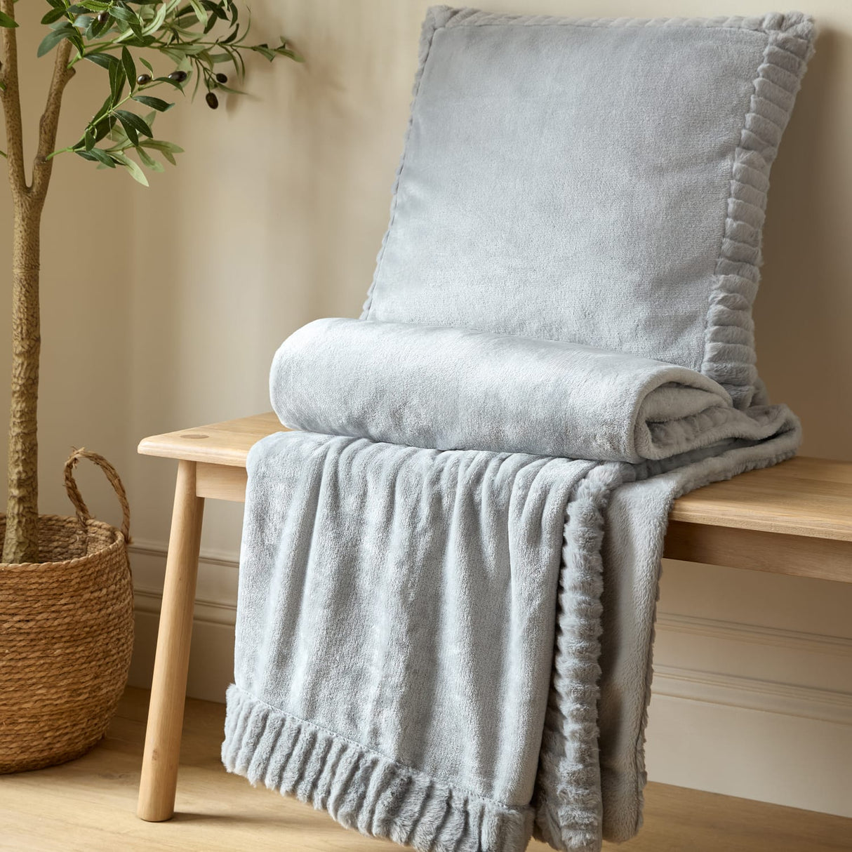 Catherine Lansfield Filled Cushion Winter Warmers 55cm x 55cm - Silver - Velvet And Faux Fur Silver Group