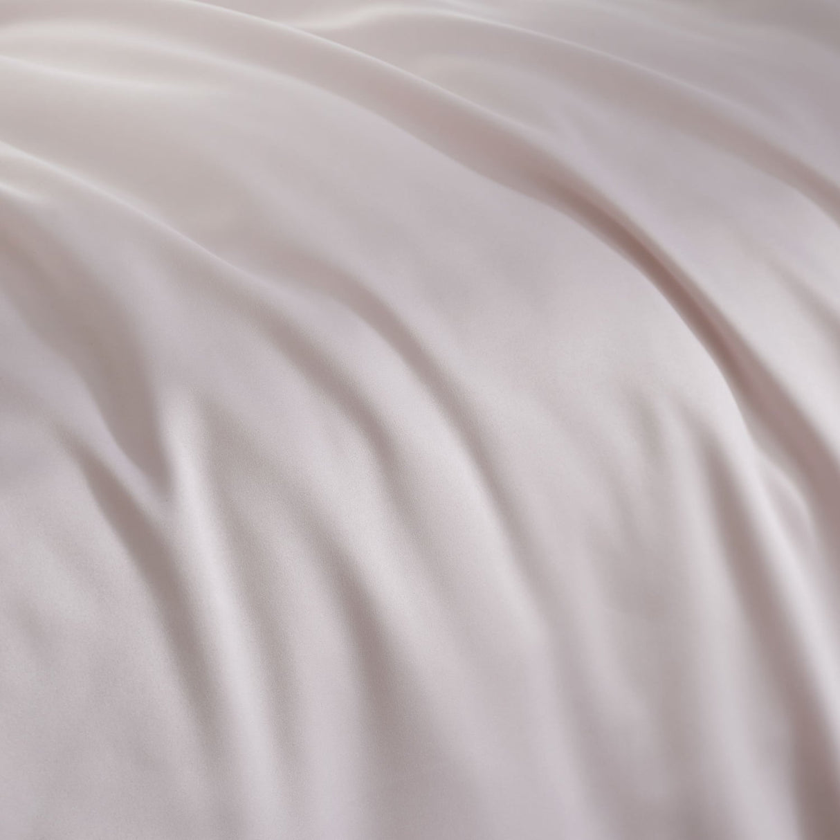 Catherine Lansfield Silky Soft Satin Blush Duvet Cover Bedding Set - Silky Soft Satin Duvet Set Blush