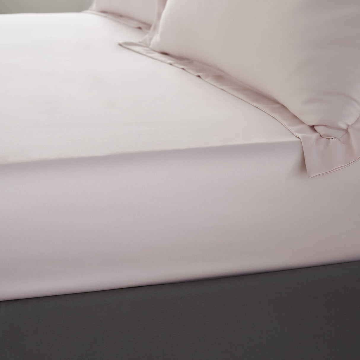 Catherine Lansfield Silky Soft Satin 30cm Deep Blush Fitted Sheet