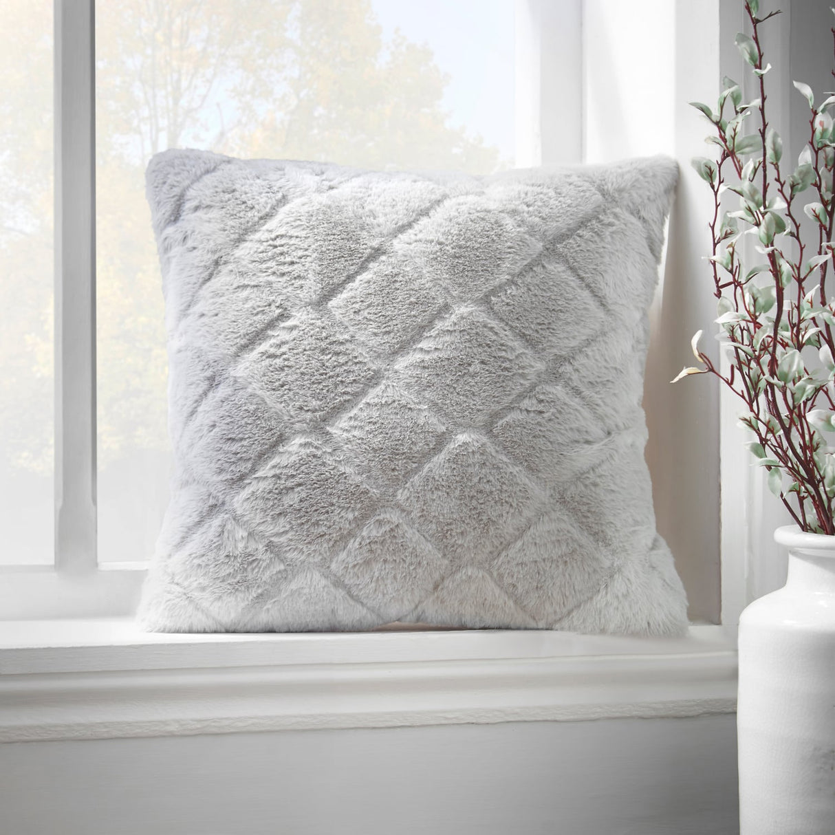 Catherine Lansfield Cosy Diamond Filled Cushion 43cm x 43cm - Silver - Cosy Diamond Cushion Silver
