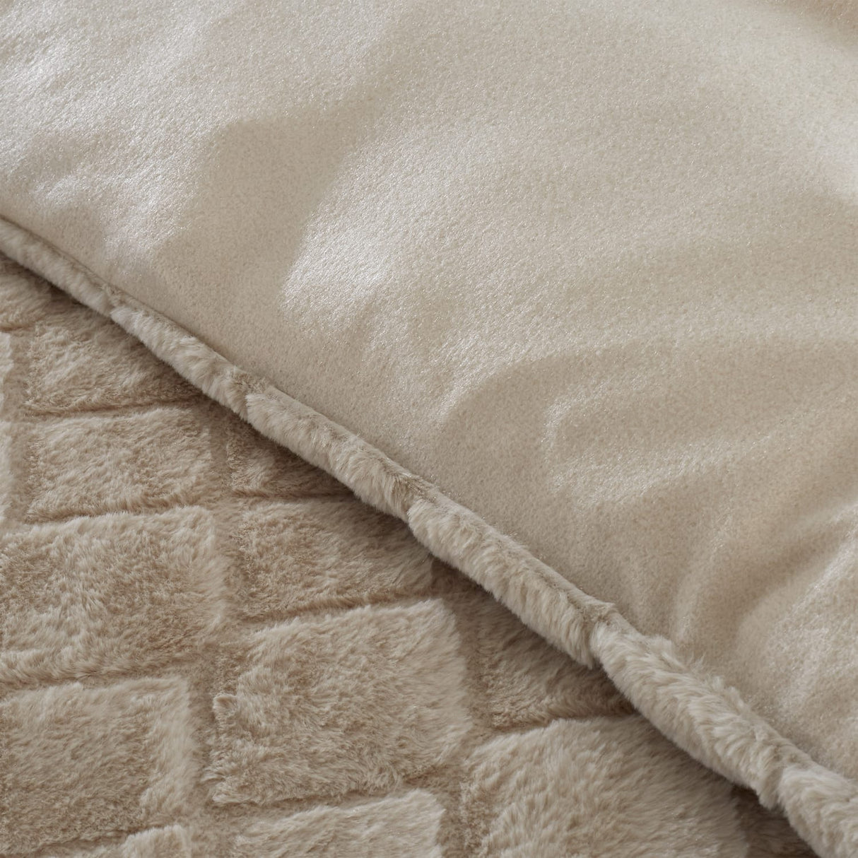Catherine Lansfield Cosy Diamond Geometric Duvet Cover Set - Natural - Cosy Diamond Natural Duvet Set