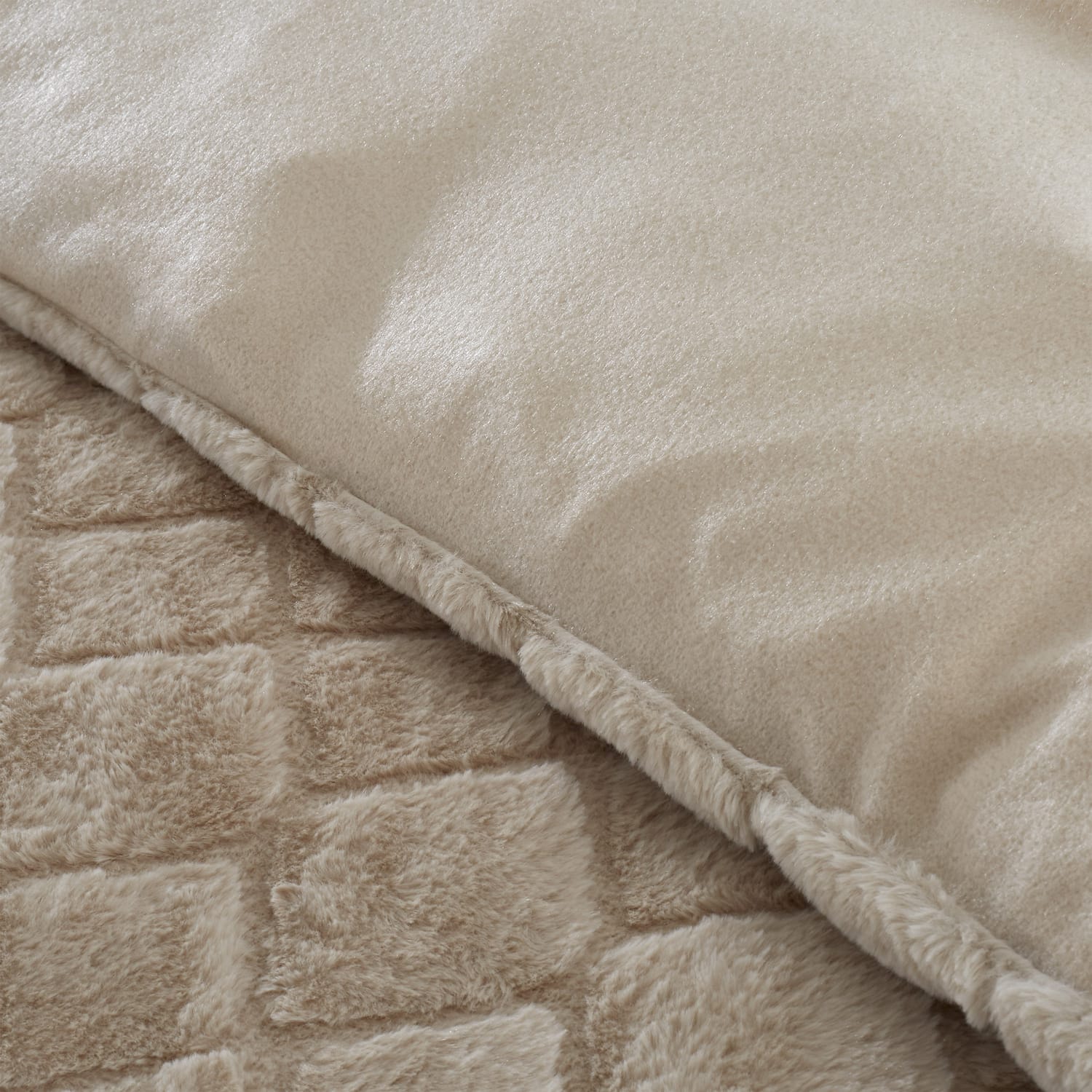 Catherine Lansfield Cosy Diamond Geometric Duvet Cover Set - Natural - Cosy Diamond Natural Duvet Set