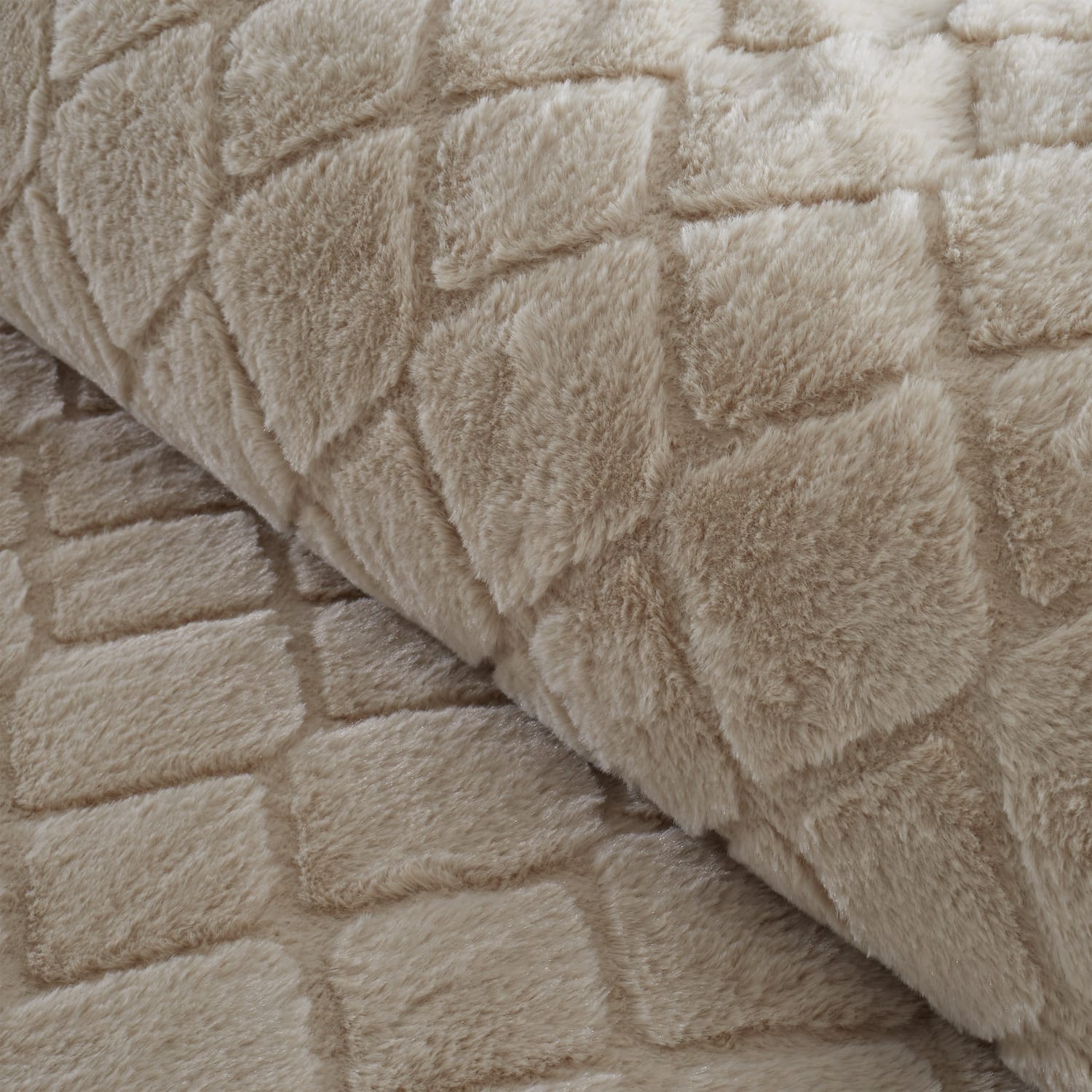 Catherine Lansfield Cosy Diamond Geometric Duvet Cover Set - Natural - Cosy Diamond Natural Duvet Set
