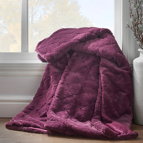 Catherine Lansfield Cosy Diamond Throw – Plum – 130cm x 170cm