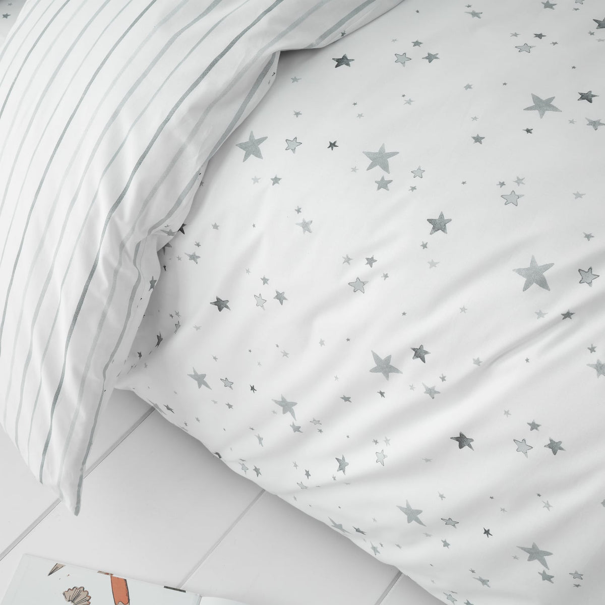 Turner Bianca Stars Kids Bedding Duvet Cover Set - Stars Duvet Set