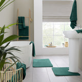 Catherine Lansfield Anti-Bacterial 500gsm 6 Piece Towel Bale - Forest Green - Antibacterial Forest Green Group