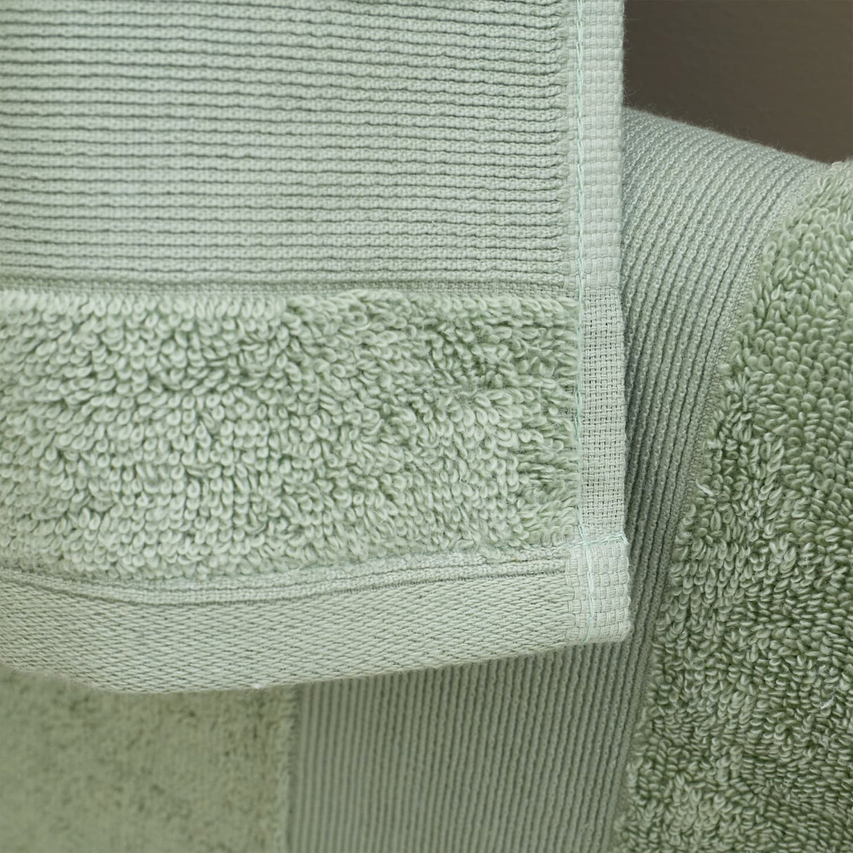 Catherine Lansfield Anti-Bacterial 500gsm 2 Piece Sage 100% Cotton Bath Sheet Towel Bale