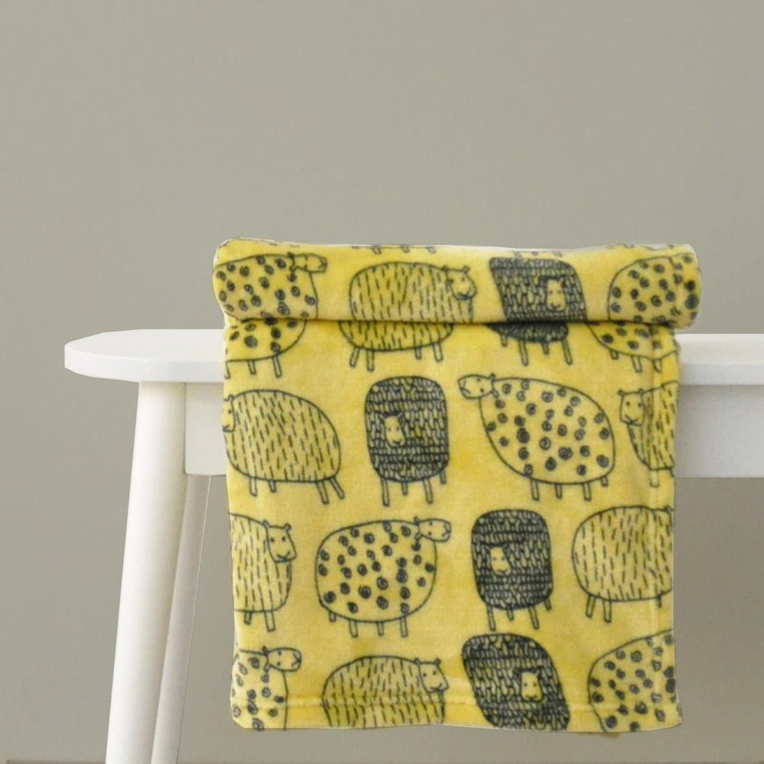 Snug Dotty Sheep Cosy Ochre Fleece Throw Blanket
