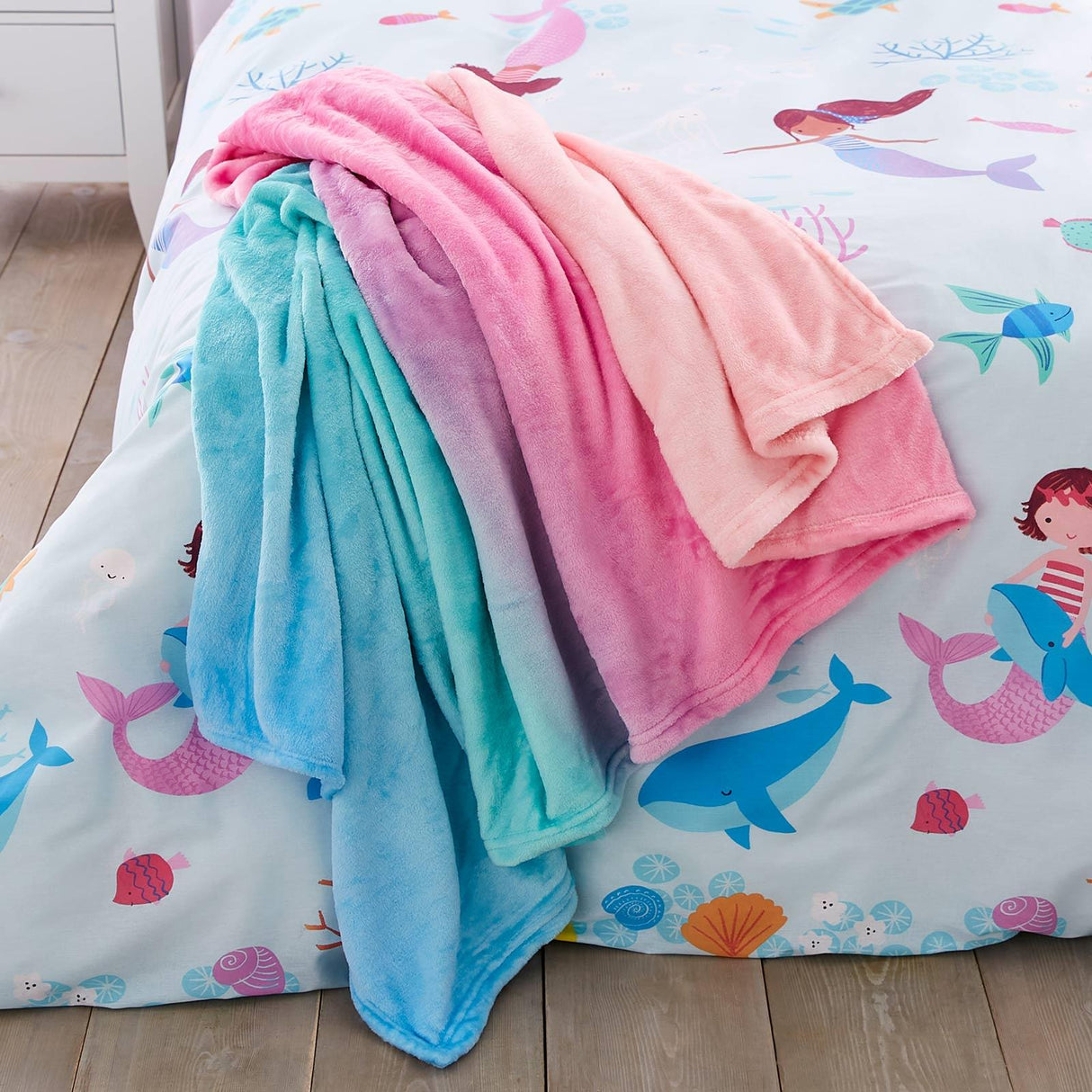 Kids Mermaid Fleece Blanket Throw – Cosy 130x170cm UK – Ideal Textiles