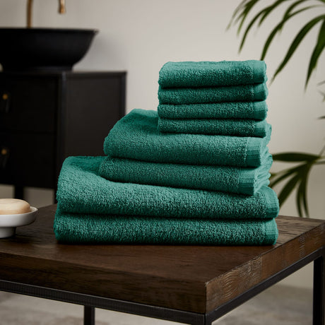 Catherine Lansfield Quick Dry Cotton 8 Piece Towel Bale - Forest Green - Quick Dry 8 Piece Bale Green