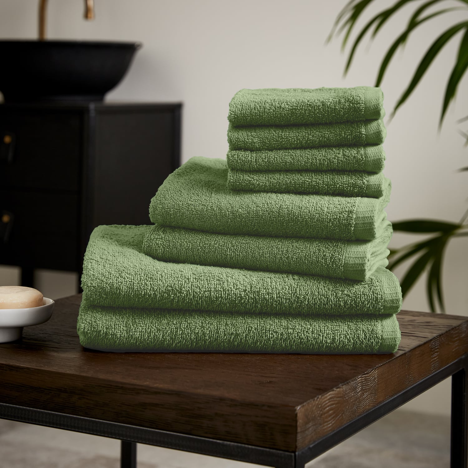 Catherine Lansfield Quick Dry Cotton 8 Piece Towel Bale - Sage Green