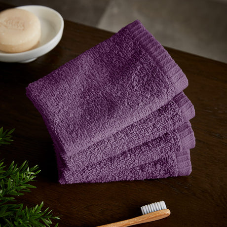 Catherine Lansfield Quick Dry 400gsm Cotton Towel - Plum - Quick Dry Face Cloth 4 Pk Plum