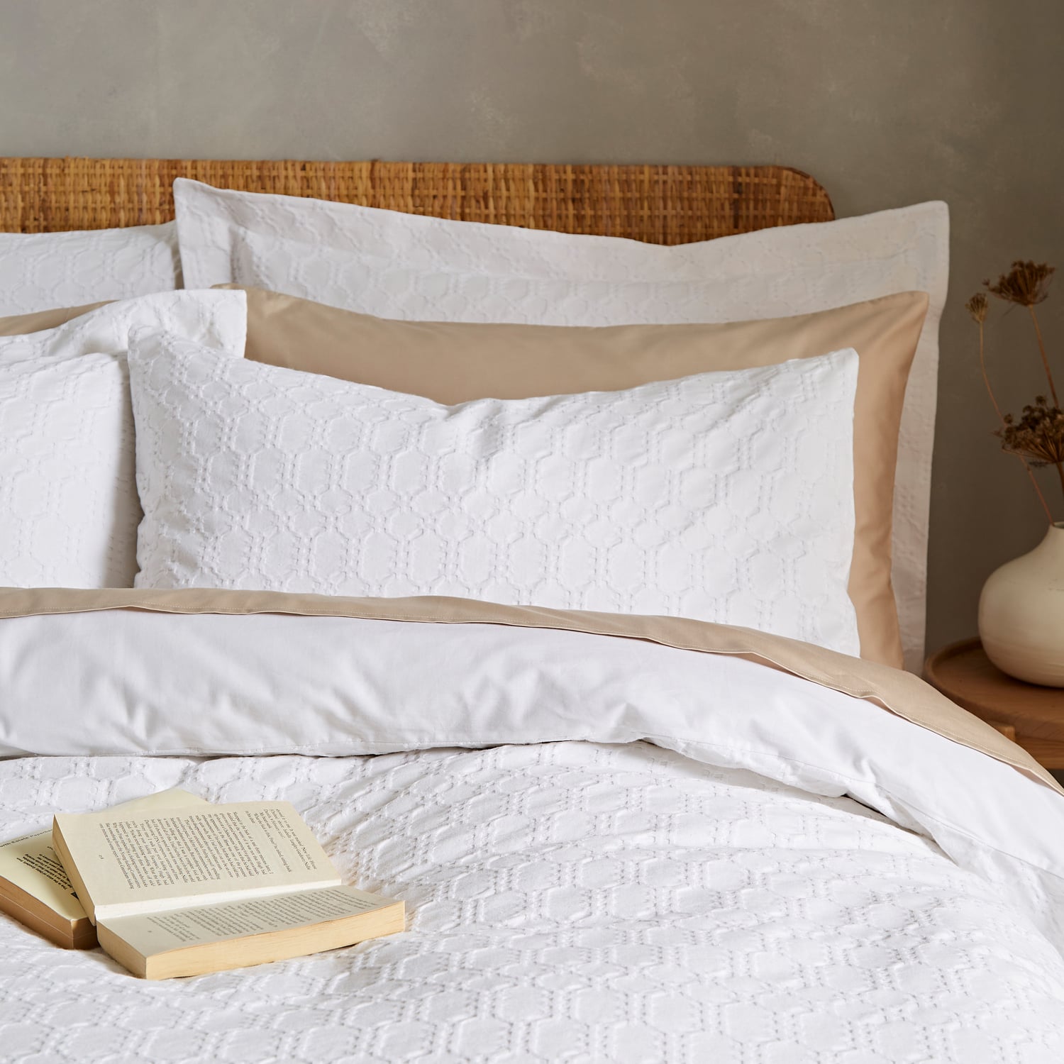 Bianca Fine Linens Waffle Cotton Circle Duvet Cover Set - Waffle Cotton Circle Duvet Set White