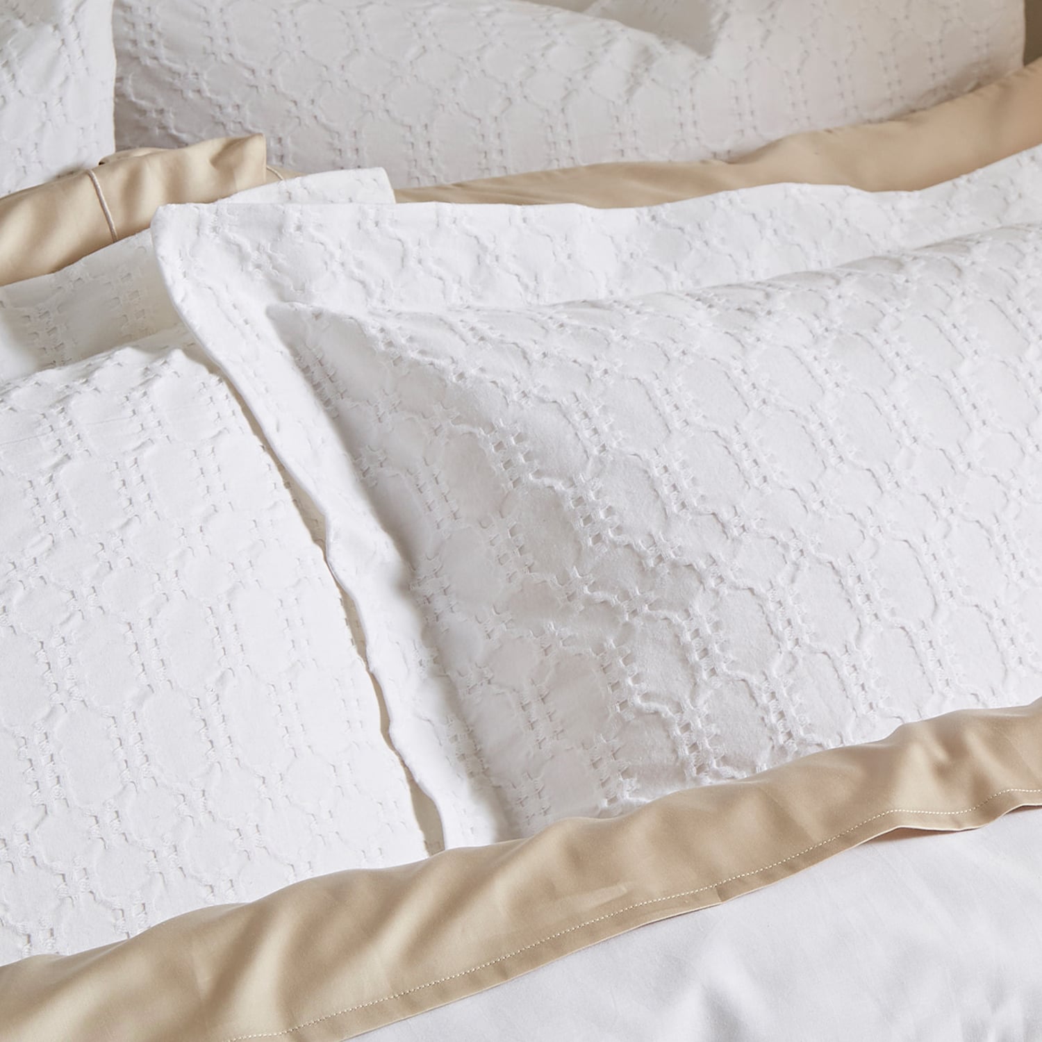 Bianca Fine Linens Waffle Cotton Circle Pillowcases - Waffle Cotton Circle Oxford Pillowcase Pair White
