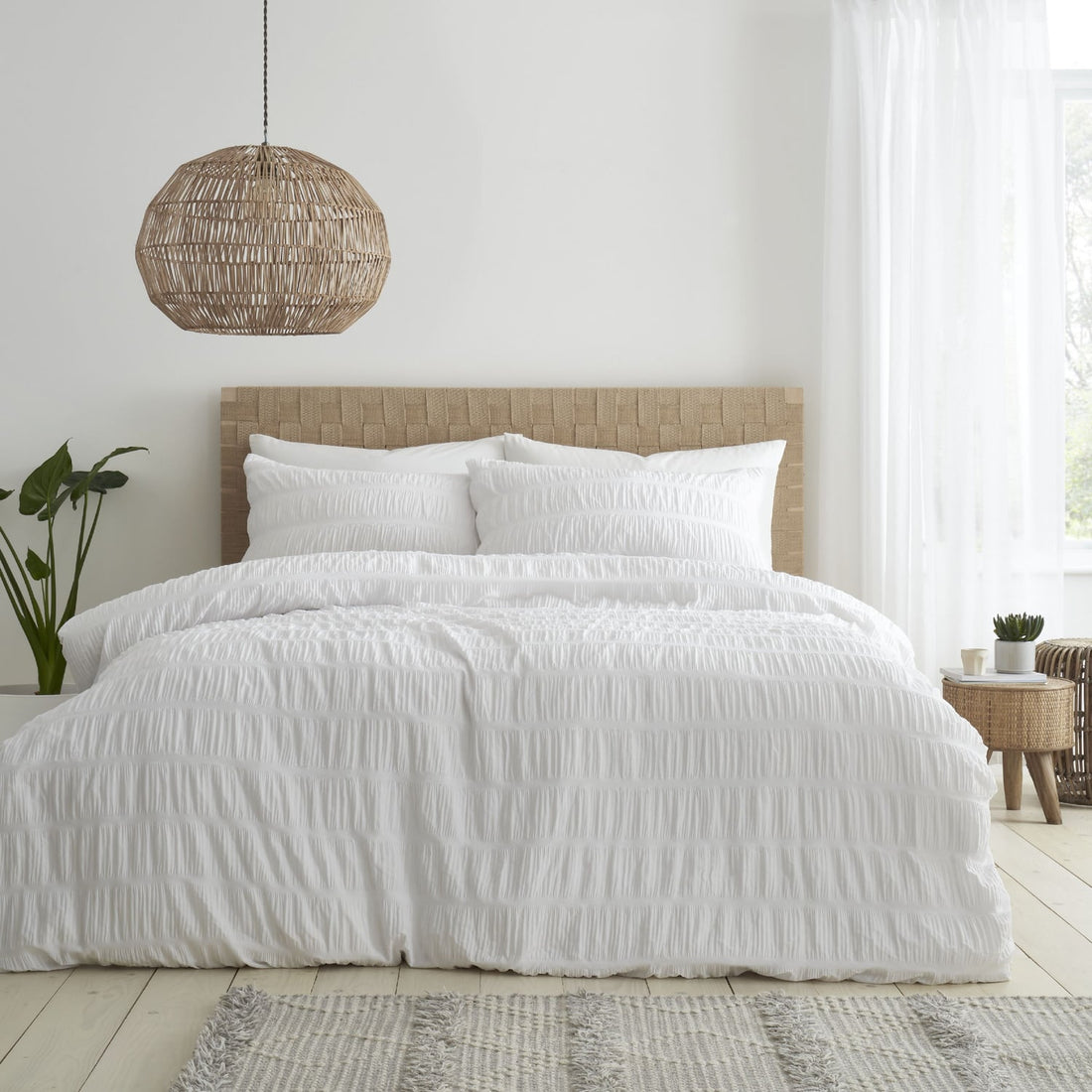 Catherine Lansfield Seersucker White Duvet Cover Bedding Set