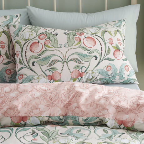 Catherine Lansfield Clarence Floral Duvet Cover Set - Clarence Floral Duvet Set
