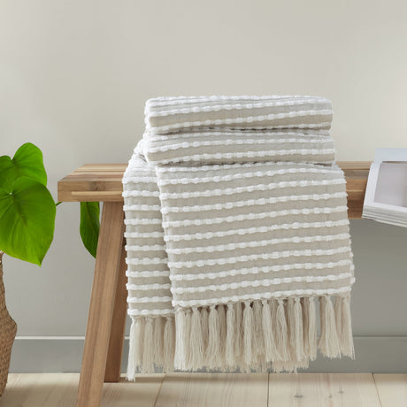 Catherine Lansfield Stab Stitch Throw – Natural – 125cm x 150cm