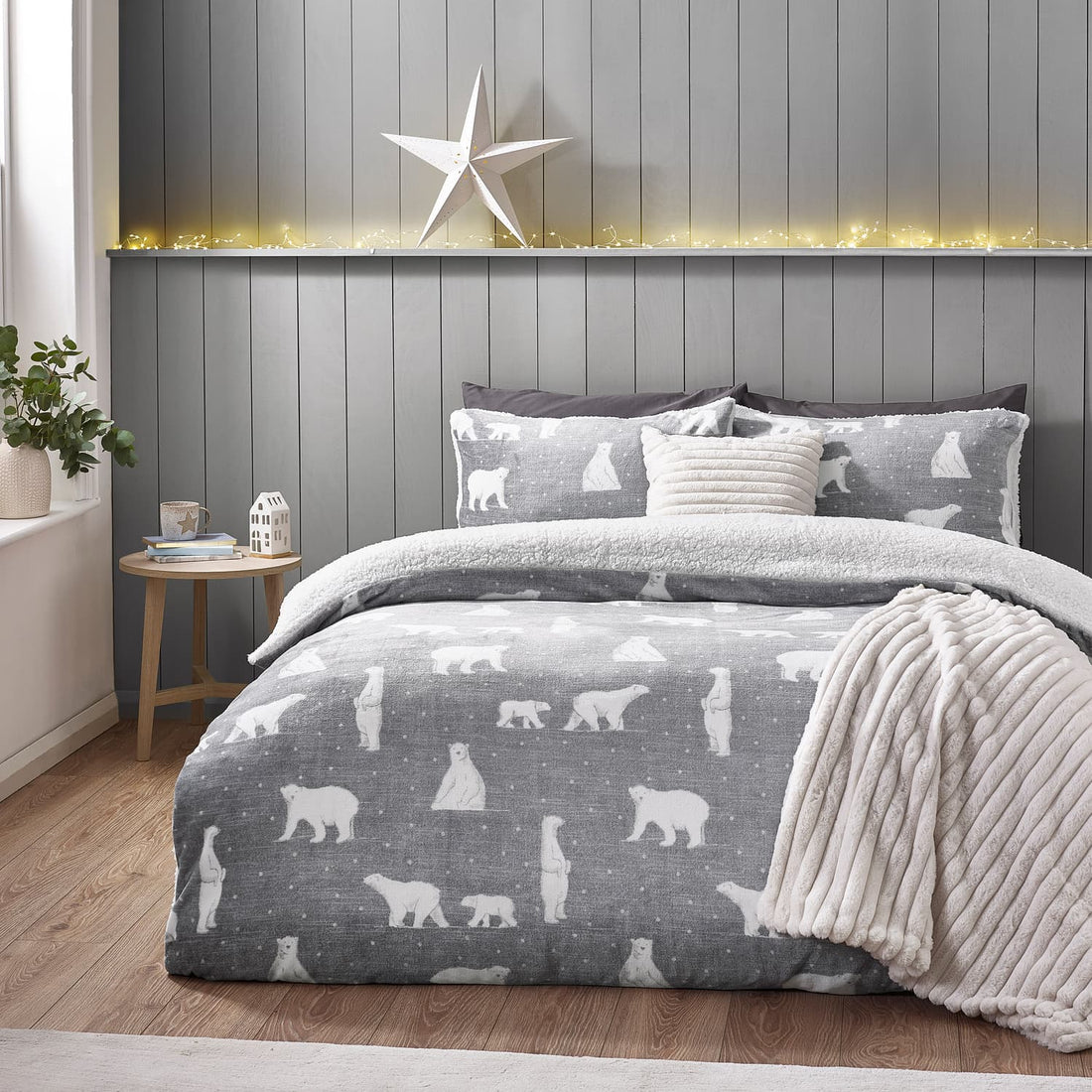 Catherine Lansfield Cosy Polar Bear Duvet Cover Set - Grey