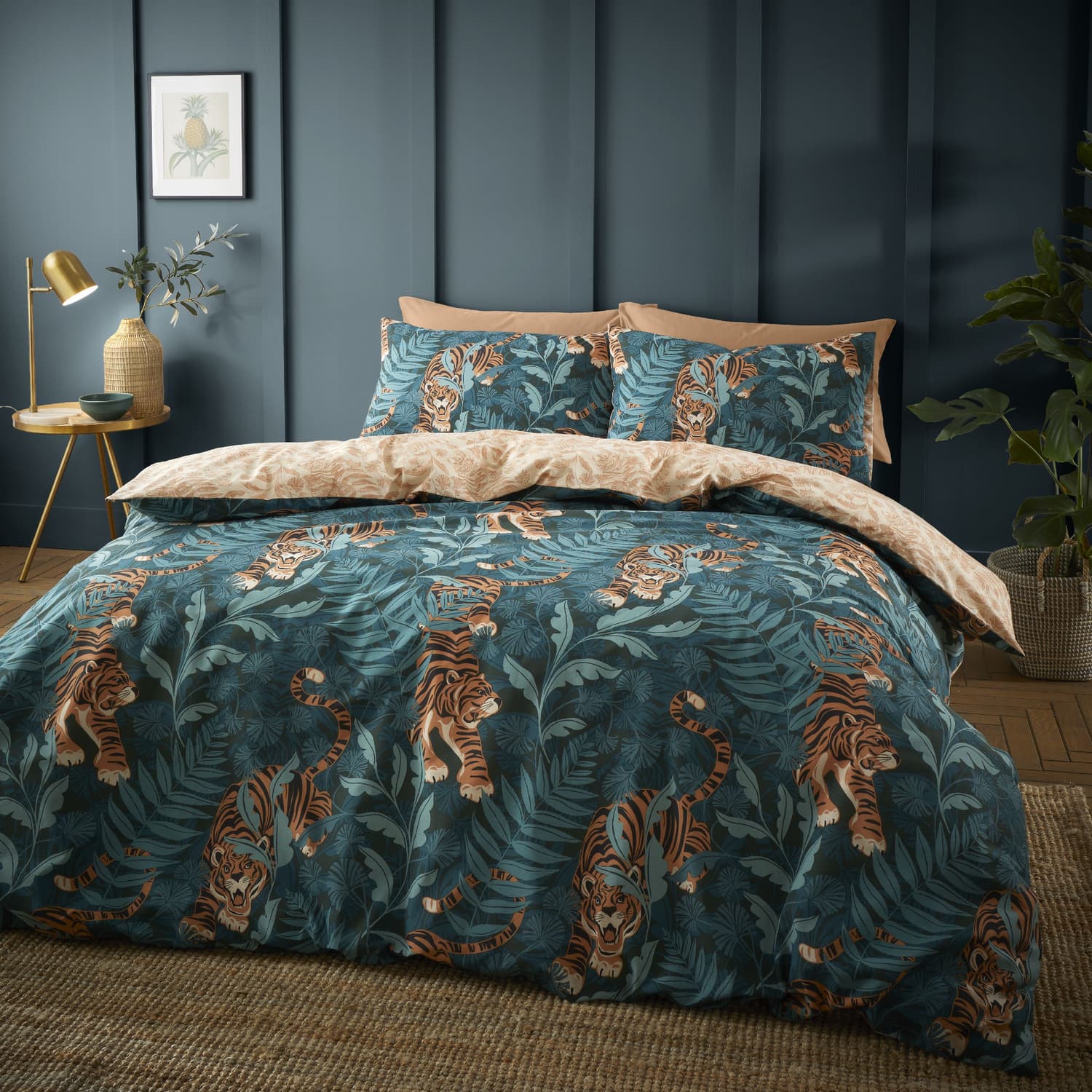 Catherine Lansfield Tropic Tiger Leaf Duvet Cover Set