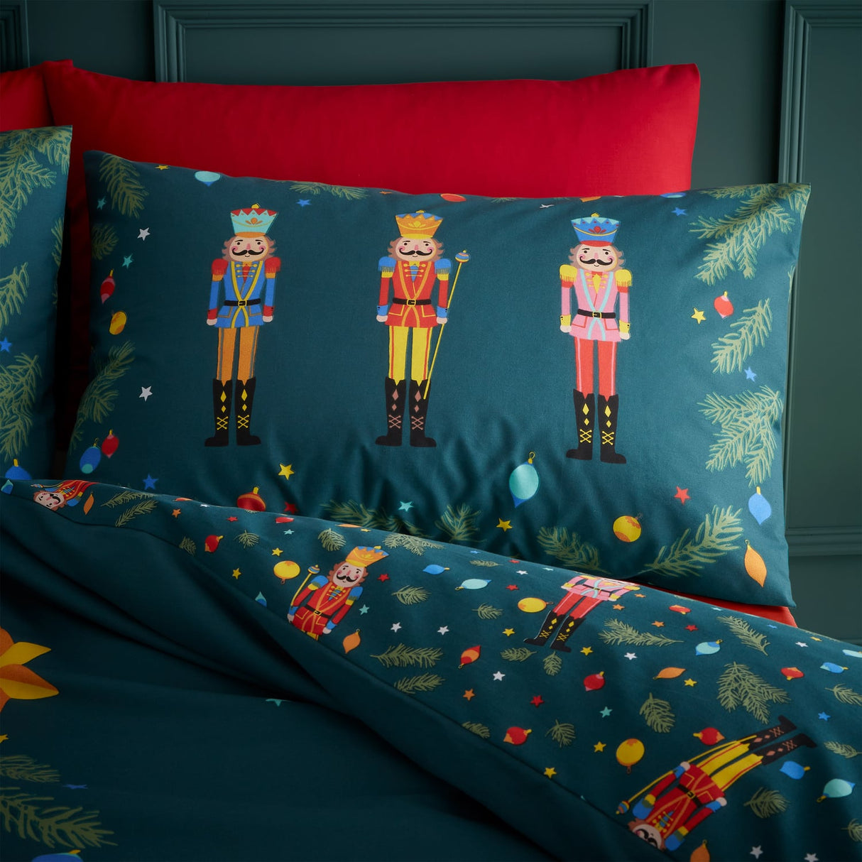 Catherine Lansfield Christmas Nutcracker Duvet Cover Set - Christmas Nutcracker Duvet Set