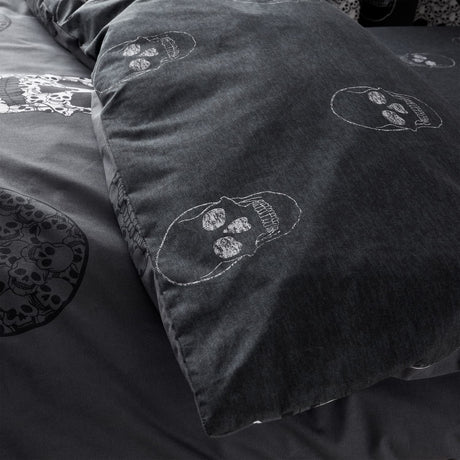 Catherine Lansfield Skulls Duvet Cover Set - Skulls Duvet Set