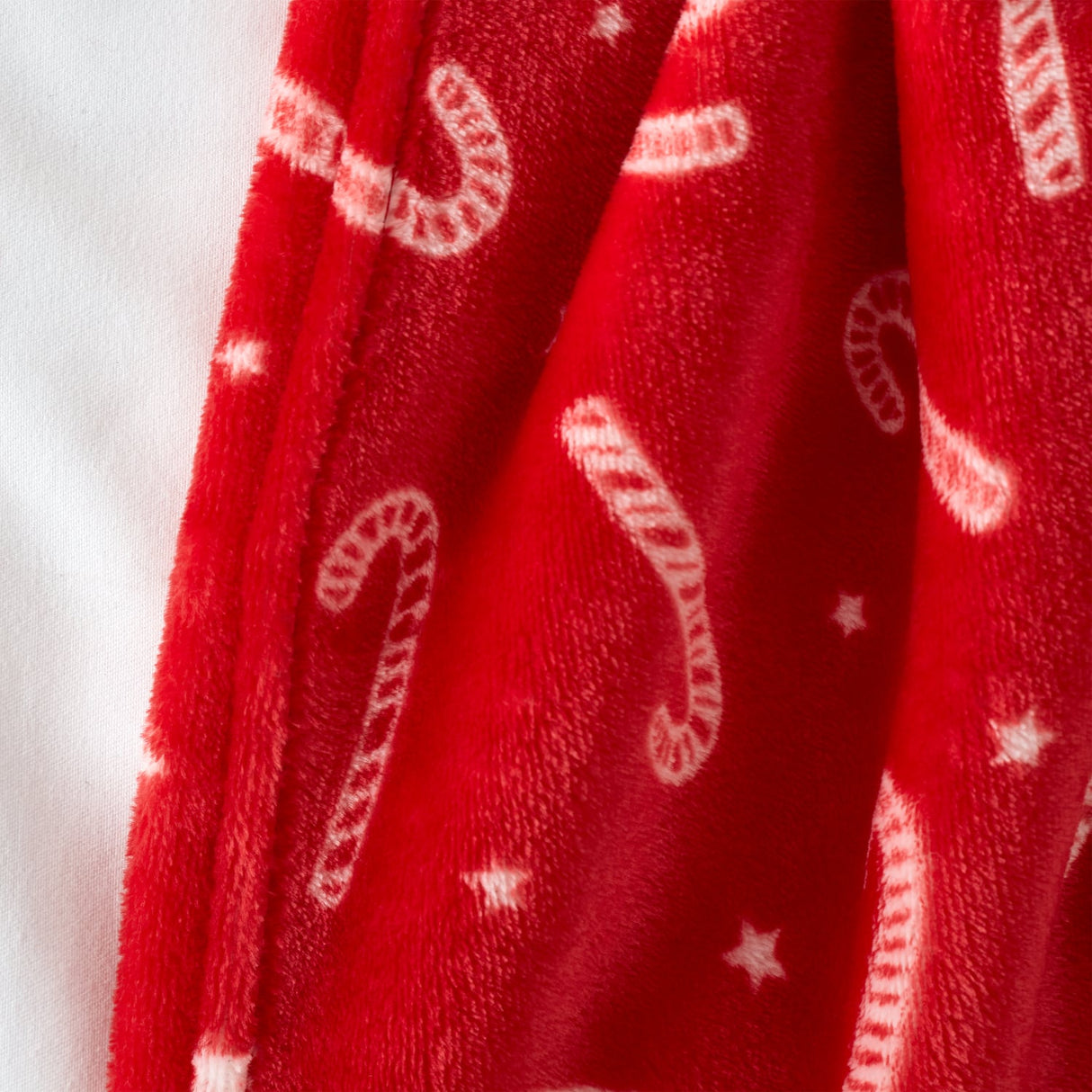 Catherine Lansfield Christmas Candy Cane Throw - Christmas Candy Cane Throw