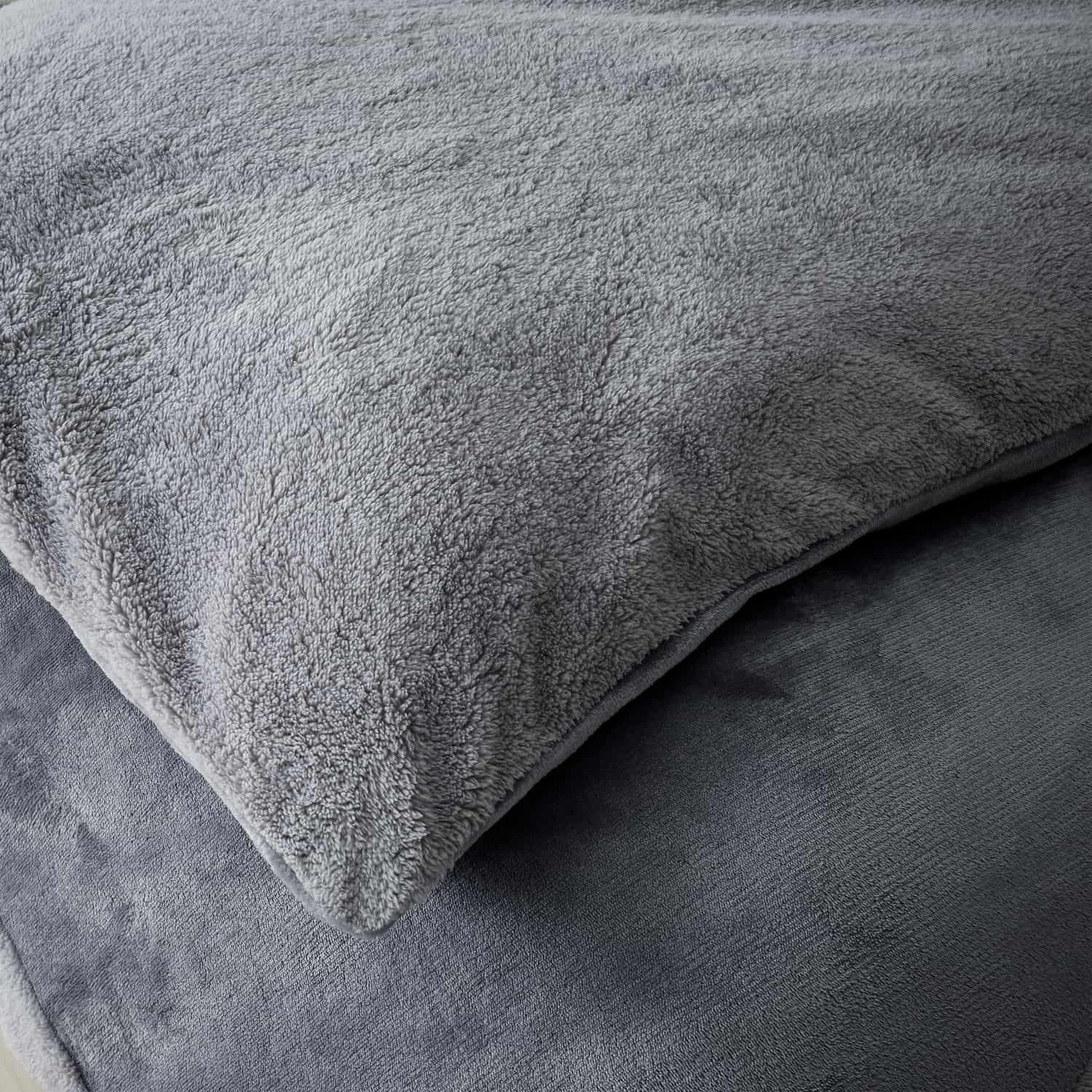 Catherine Lansfield Larsson Geo Cosy Collection Duvet Cover Set - Cosy Larsson Geo Duvet Set