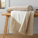 Catherine Lansfield Larsson Geo Cosy Throw 130cm x 170cm - Cosy Larsson Geo Fleece Throw Natural