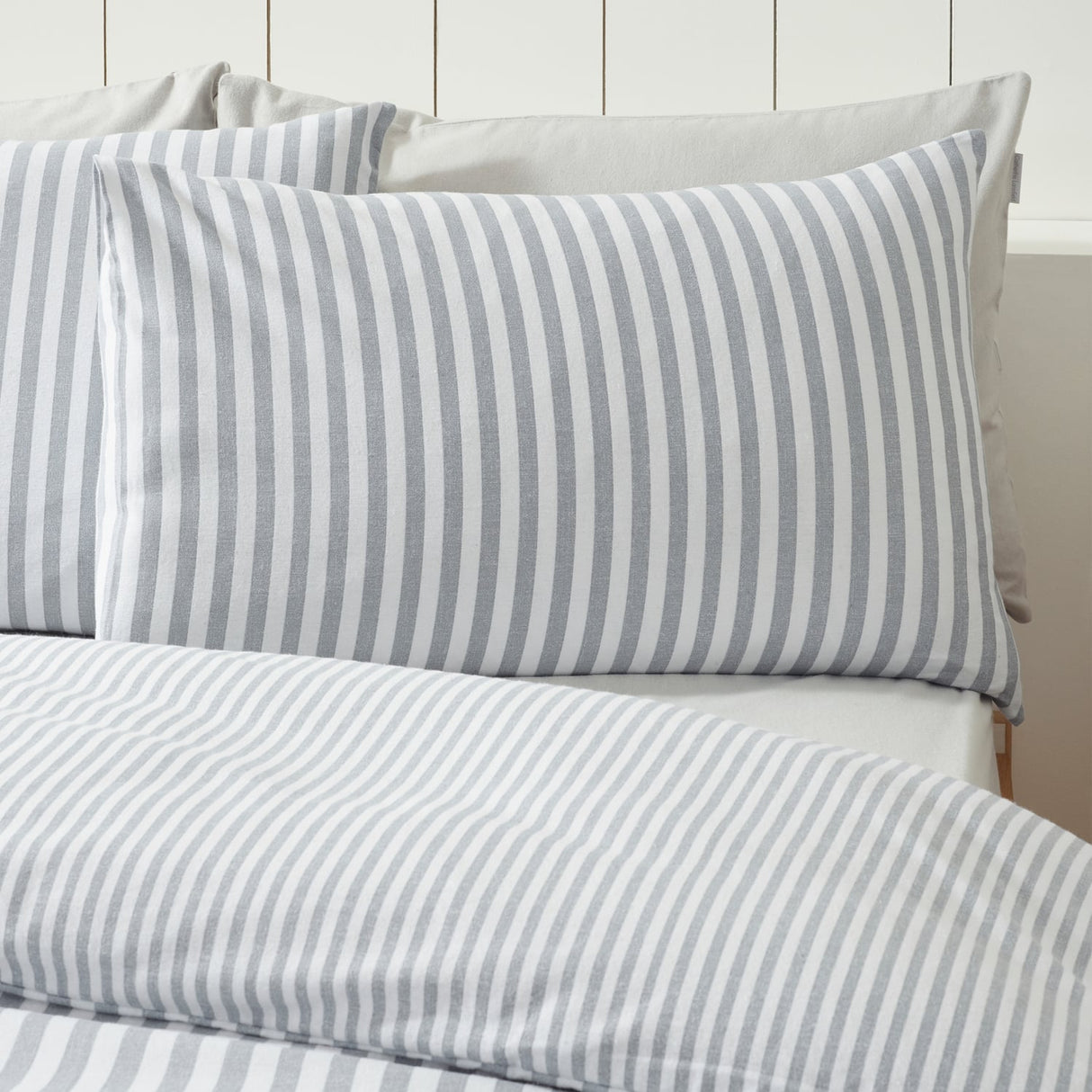 Catherine Lansfield Brushed Stripe Duvet Cover Set Silver Grey - Brushed Stripe Silver Grey Duvet Set