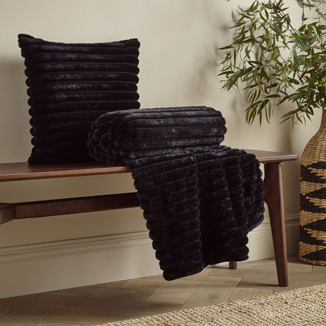 Catherine Lansfield Cosy Ribbed Velvet Throw – Black – 130cm x 170cm - Cosy Ribbed Black Group