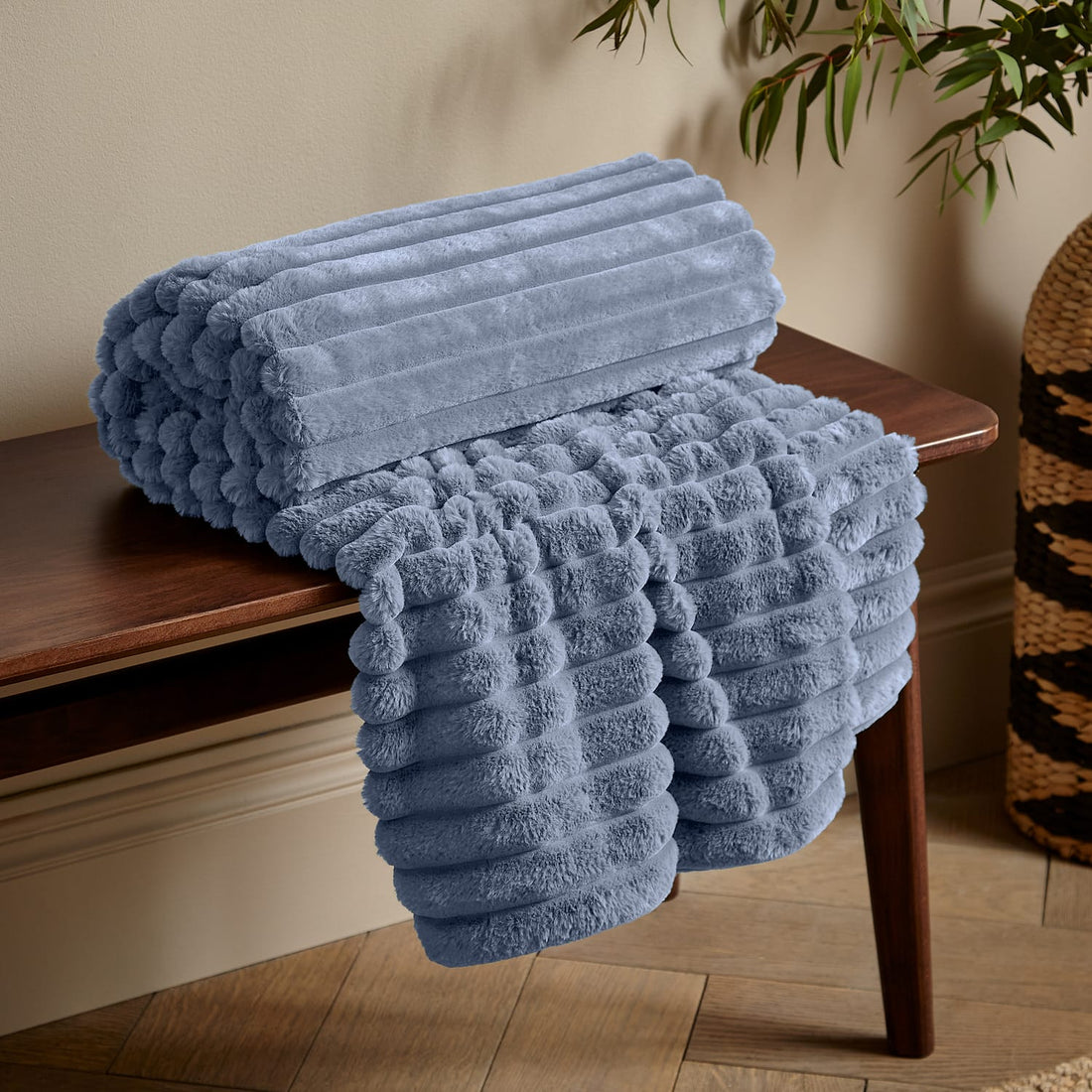 Catherine Lansfield Cosy Ribbed Lansfield Blue Velvet Throw Blanket 130cm x 170cm