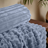 Catherine Lansfield Cosy Ribbed Velvet Throw – Lansfield Blue – 130cm x 170cm - Cosy Ribbed Throw Blue
