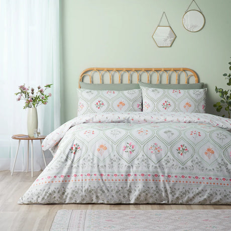 Catherine Lansfield Cameo Floral Soft Green Reversible Duvet Cover Set - Soft Green