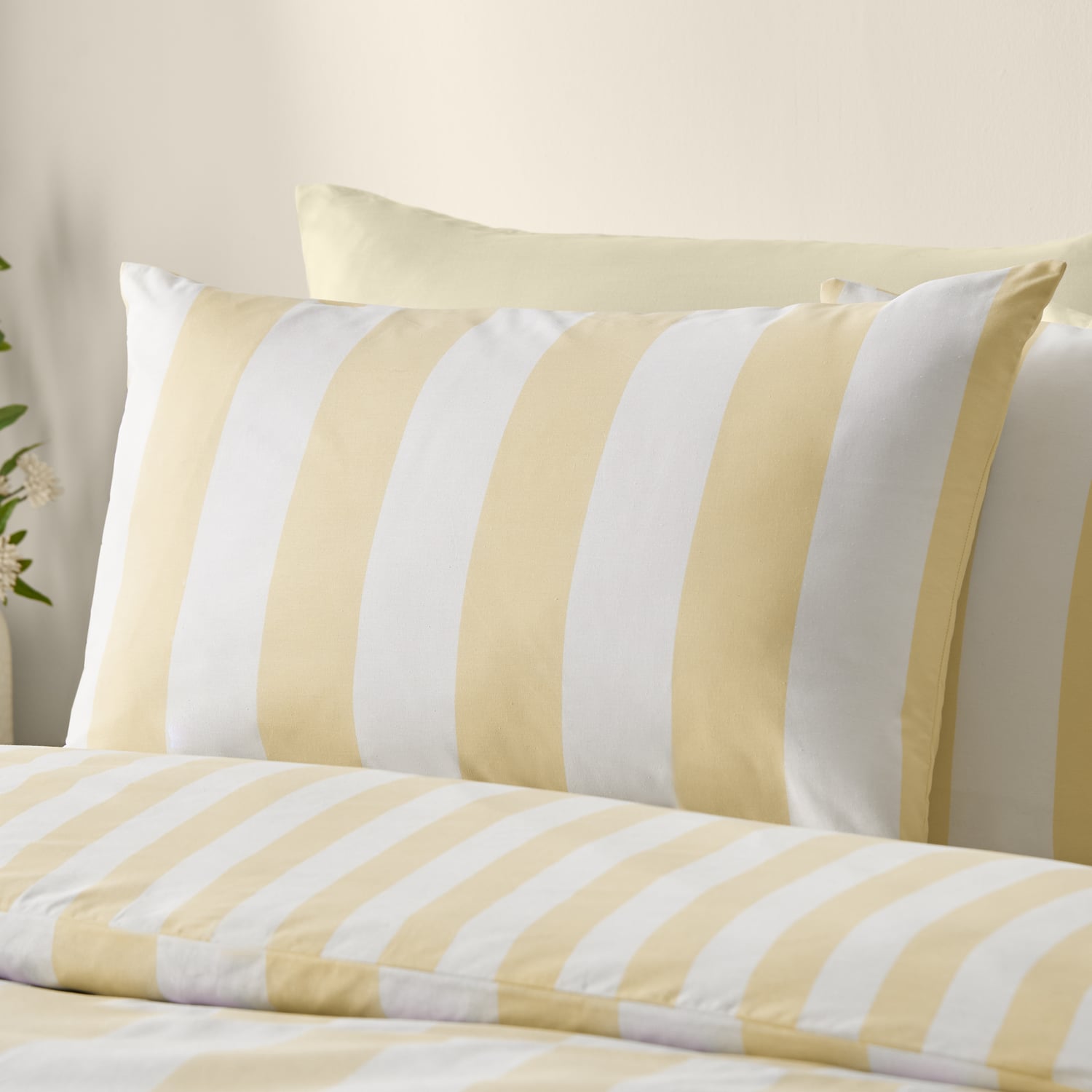 Catherine Lansfield Cove Stripe Yellow Duvet Cover Bedding Set - Cove Stripe Yellow Duvet Set